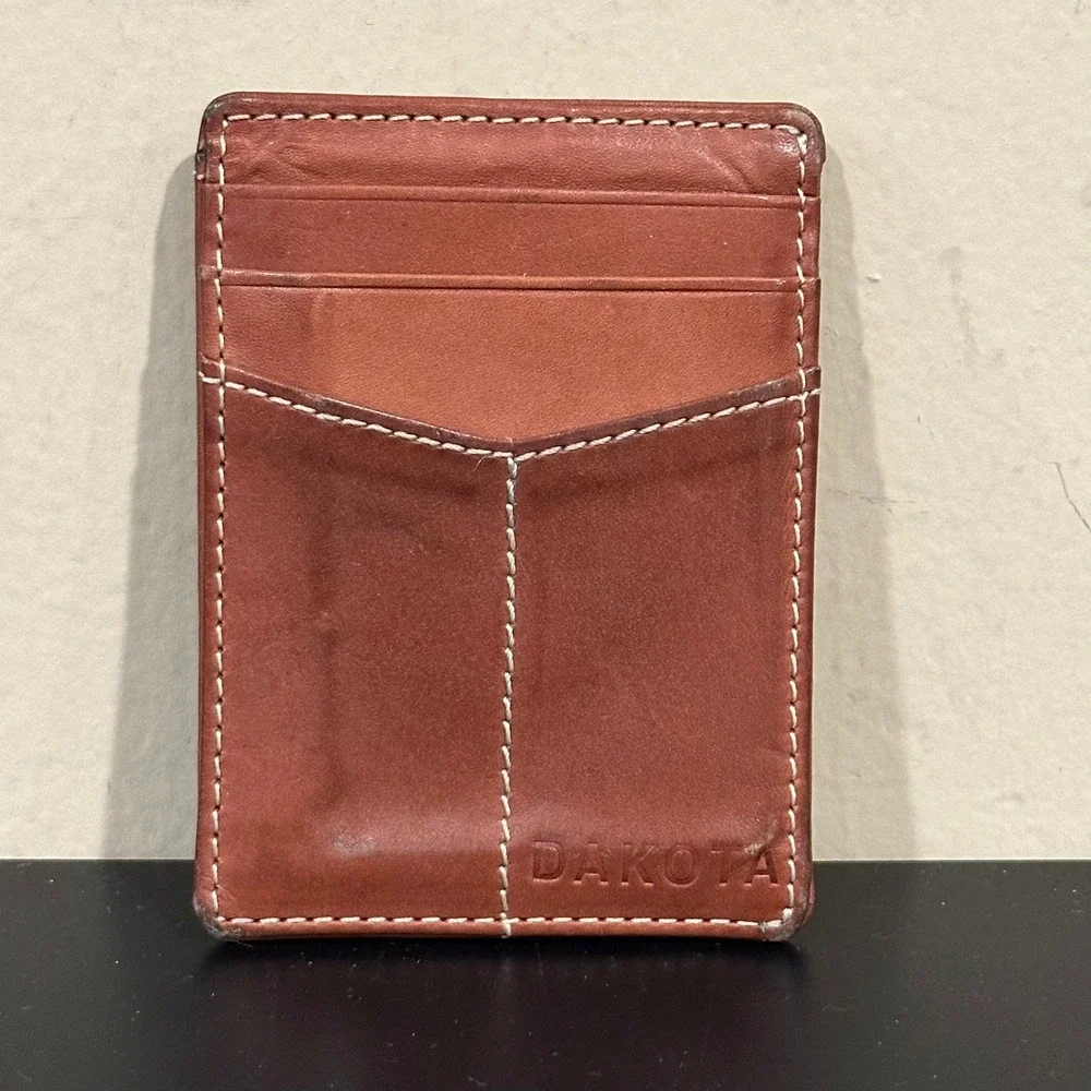 Dakota Mens Brown Leather Card Holder Wallet with Money Clip Bottle Opener